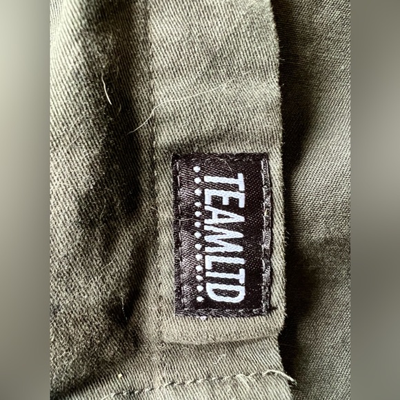 Team LTD button up - Picture 3 of 3